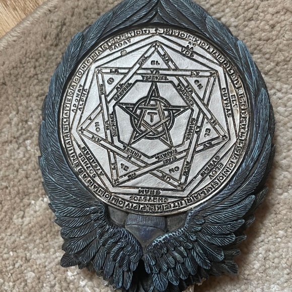 Hand Mirror - Picture 5 of 7